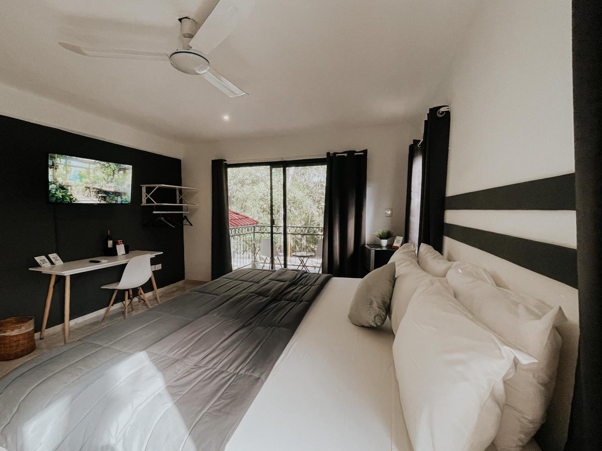 Che Suites Playa Adults Only Playa del Carmen Exterior photo