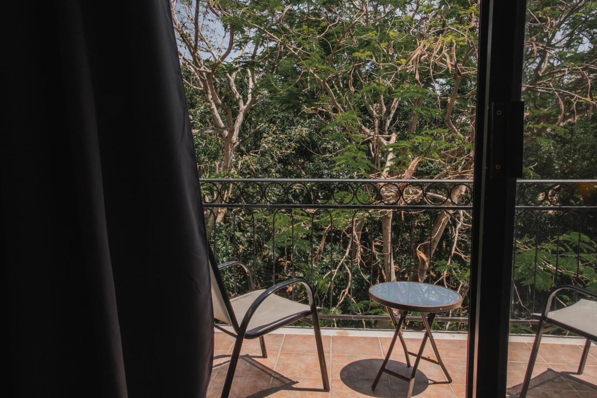 Che Suites Playa Adults Only Playa del Carmen Room photo